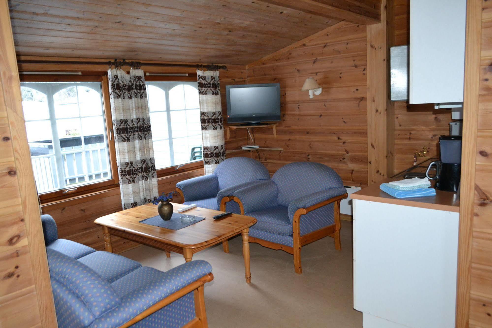 Egenes Camping Hotel Flekkefjord Buitenkant foto